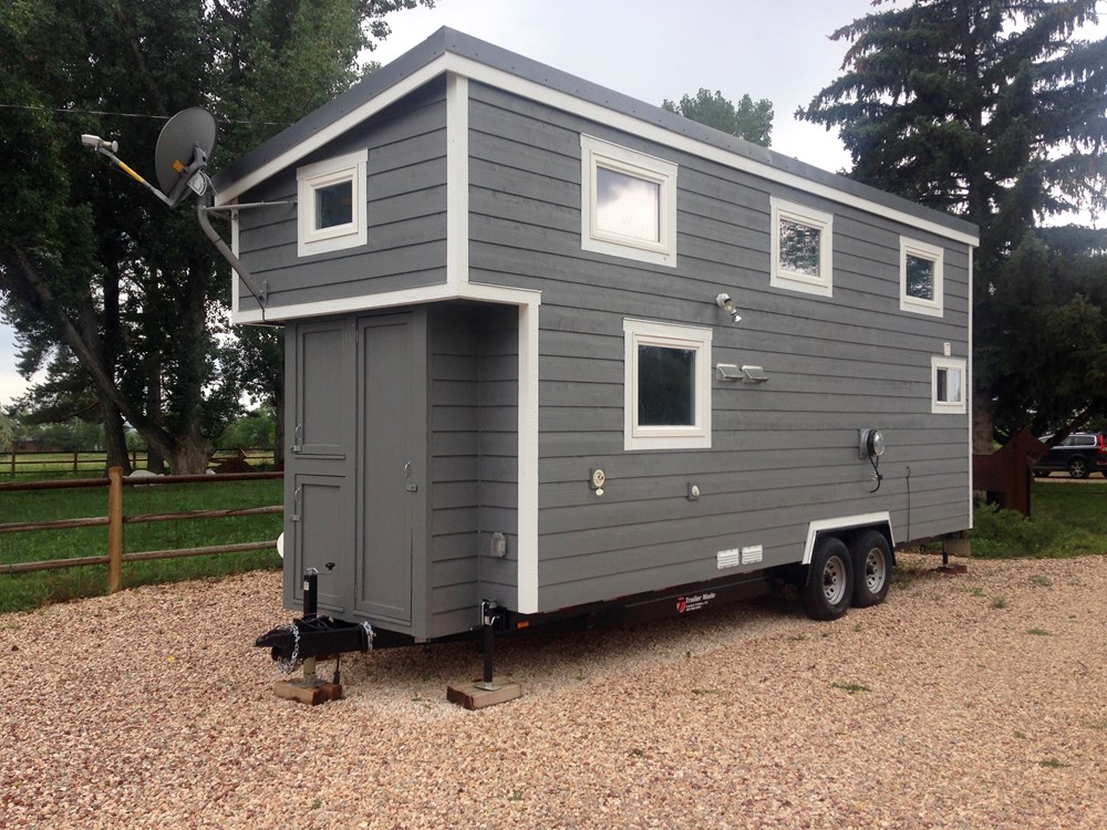24′ Tiny House, Two Lofts, Rooftop Deck, Modern Kitchen with Cottage Feel – a Must See!  - Image 2 Thumbnail