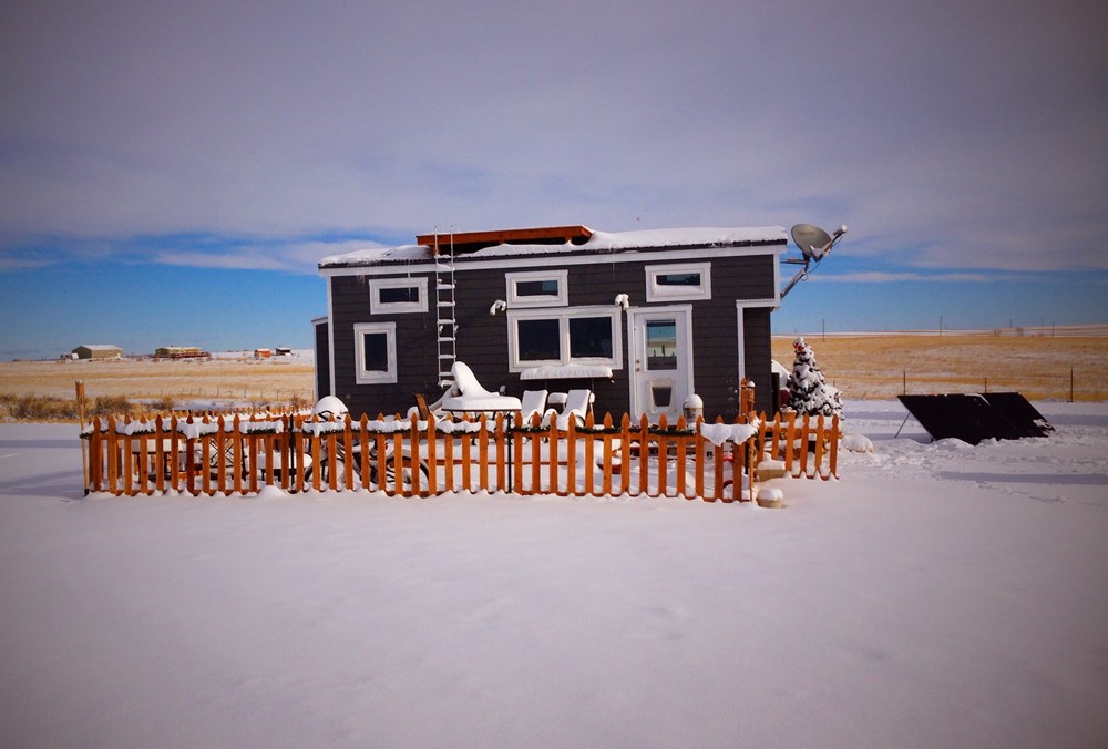 24′ Tiny House, Two Lofts, Rooftop Deck, Modern Kitchen with Cottage Feel – a Must See!  - Image 3 Thumbnail