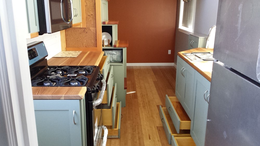 24ft Tiny Home on Wheels - Image 2 Thumbnail