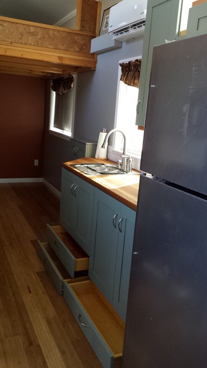 24ft Tiny Home on Wheels - Image 4 Thumbnail