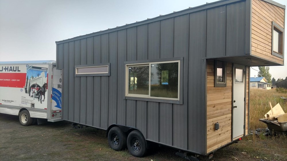 Montana Modern Tiny House - Image 3 Thumbnail