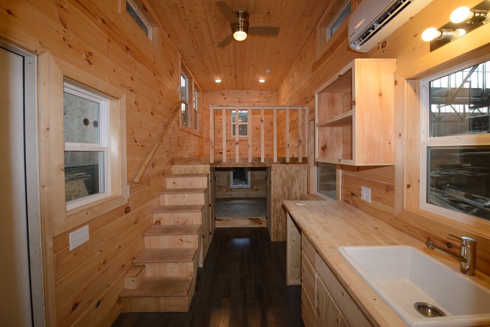 288 sq ft Off Grid Compatible, Life-Size Dollhouse! - Image 1 Thumbnail