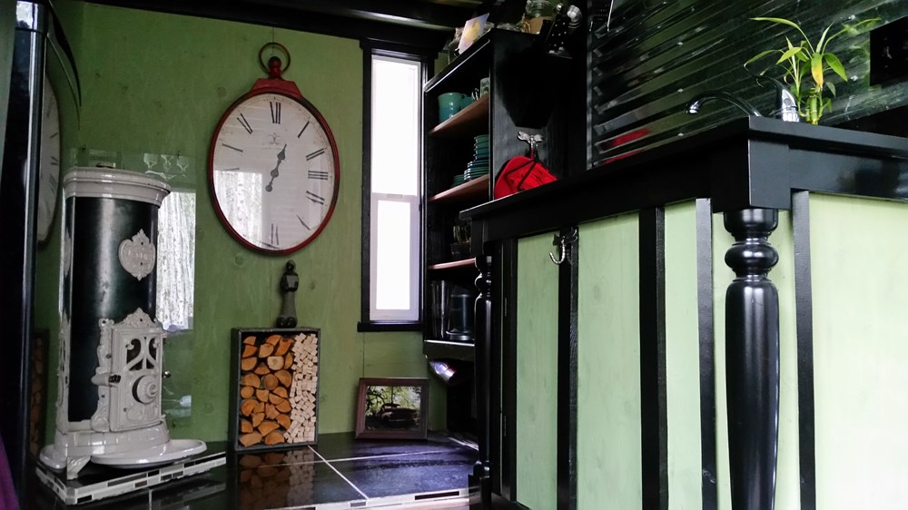*PRICE LOWERED* Tiny Home/Cabin/Studio-For Sale - MUST BE MOVED - Image 4 Thumbnail