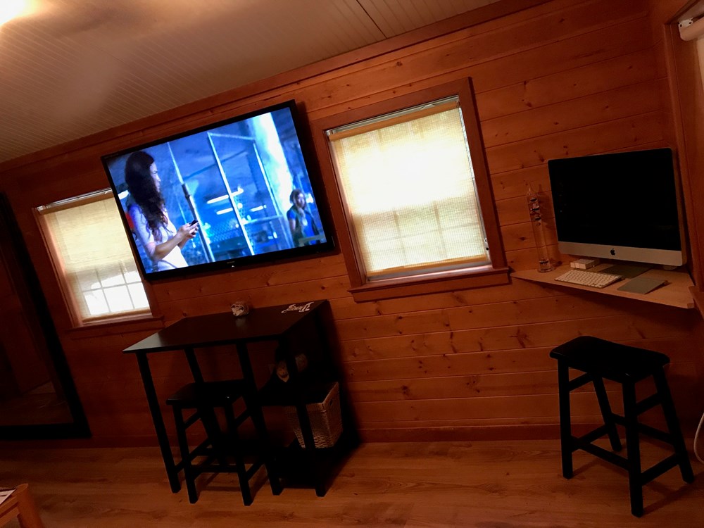 Amish, Stick Built, Cabin - Image 2 Thumbnail