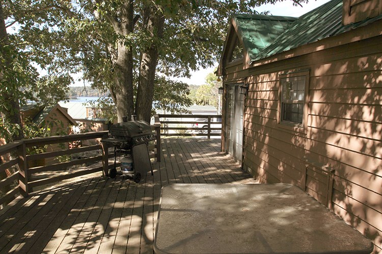 Tiny Cabin for Sale in Illinois - Image 3 Thumbnail