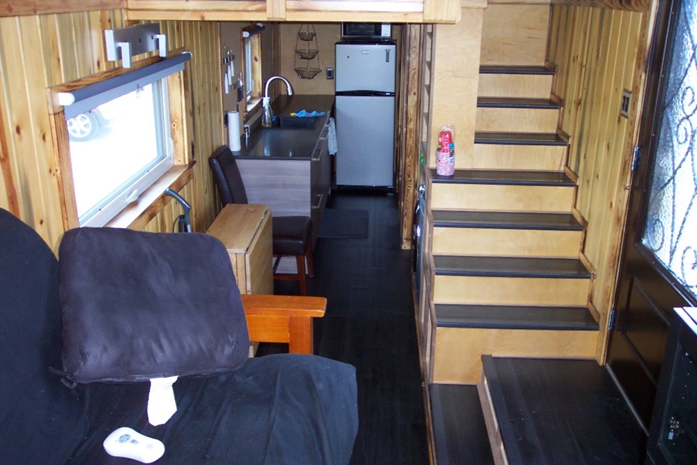 Custom Built, Ready to Move! - Image 4 Thumbnail