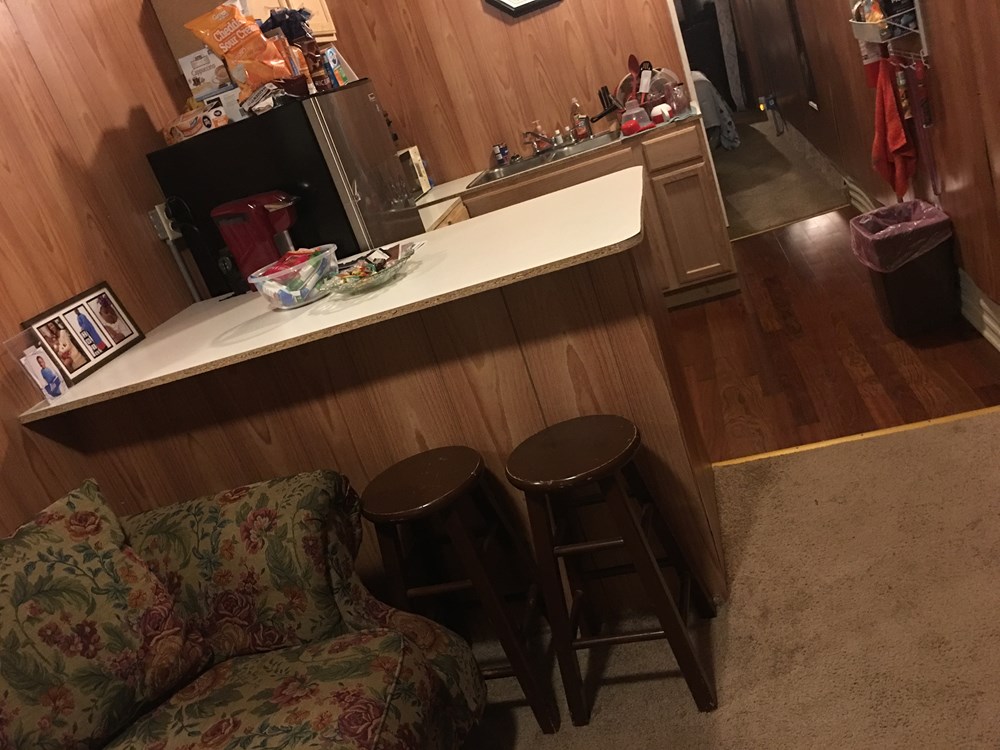 48 foot tiny house built from 18 wheeler trailer - Image 4 Thumbnail