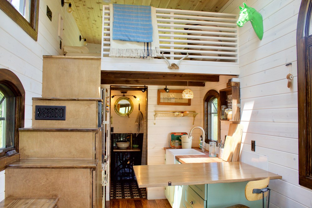 Off Grid Luxury 2Br Eco Friendly THOW. 100% Solar Powered!