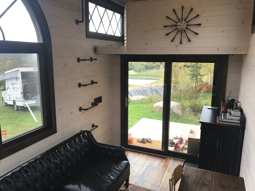 Off Grid Luxury 2Br Eco Friendly THOW. 100% Solar Powered! - Image 3 Thumbnail
