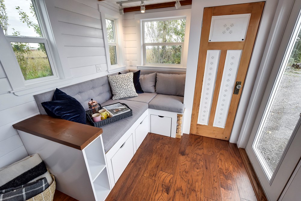 30ft Custom Loft Edition Tiny Home - Image 3 Thumbnail