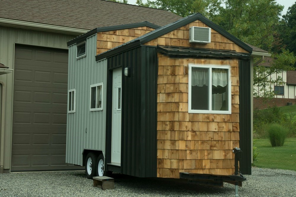 tiny house for sale 