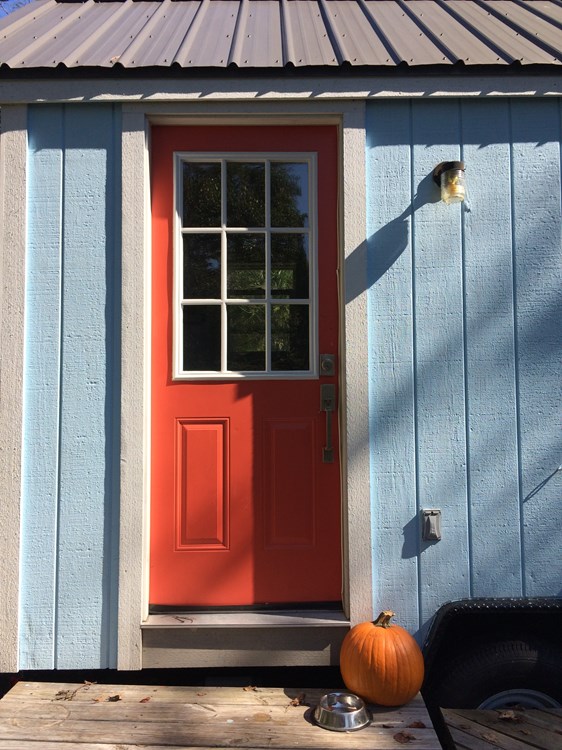 Tiny house ready for a new owner! - Image 4 Thumbnail
