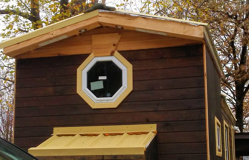 Rustic Tiny House - Image 2 Thumbnail