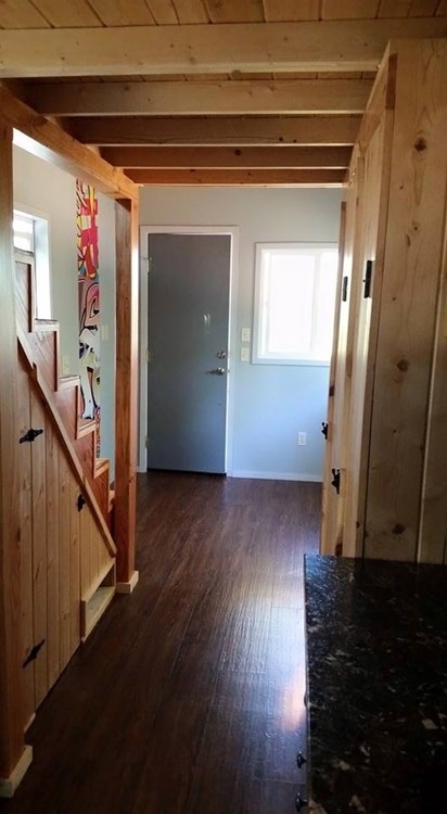 Beautiful Modern Tiny Home, Fully Furnished (SOLD) - Image 3 Thumbnail