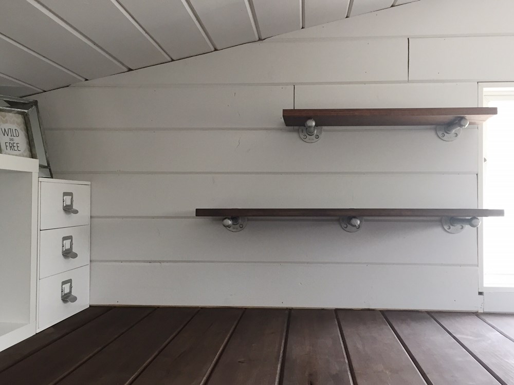 300 Sq.Ft Modern Farmhouse Eco-Friendly - Image 3 Thumbnail