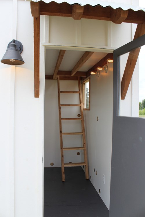 112 sq foot tiny home - Image 3 Thumbnail
