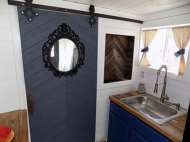@%^ TINY HOUSE ON WHEELS LETS MAKE A DEAL$%# $27,999 (OBO) - Image 4 Thumbnail