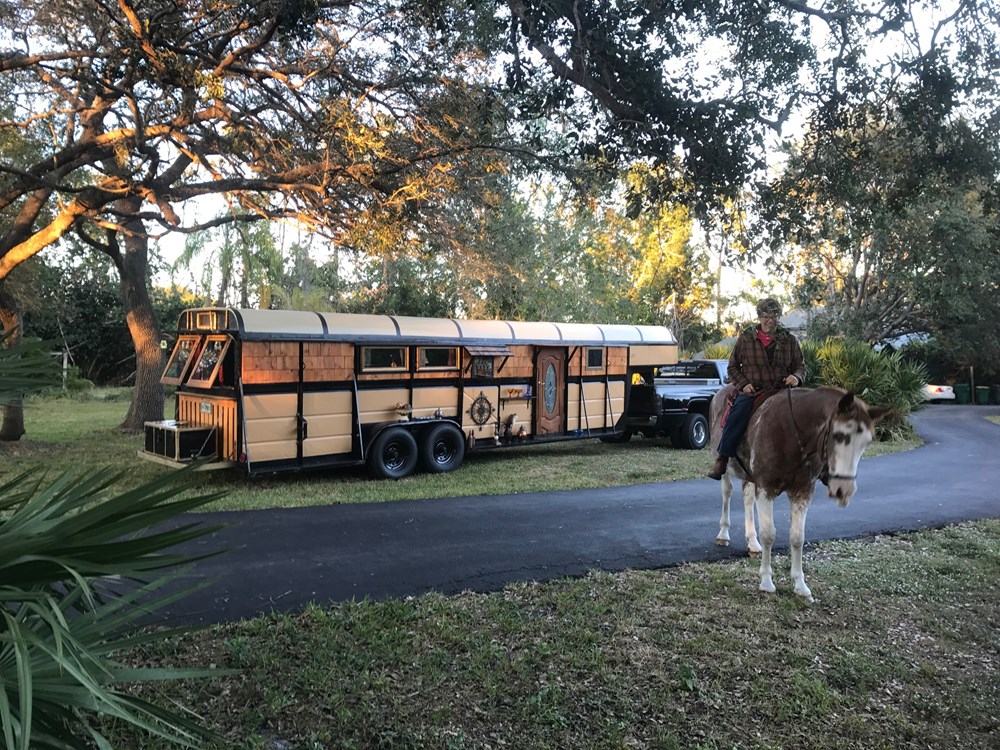 Gypsy Trailer / Tiny Home - Image 3 Thumbnail