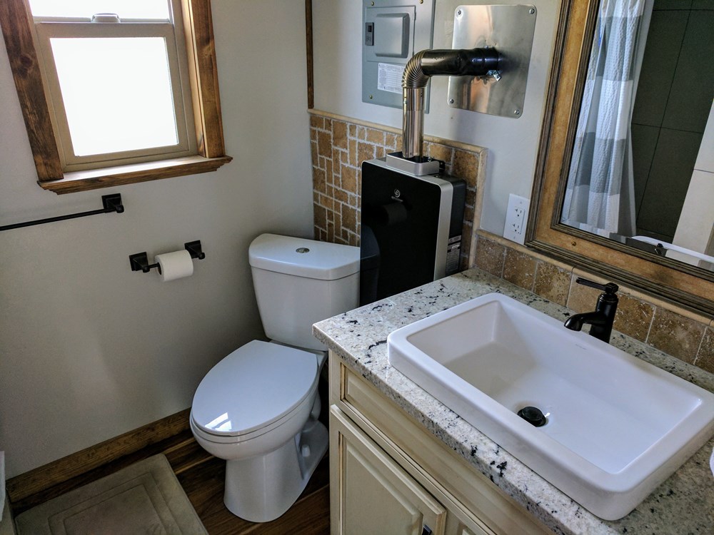 Teton Tiny Home - Image 3 Thumbnail