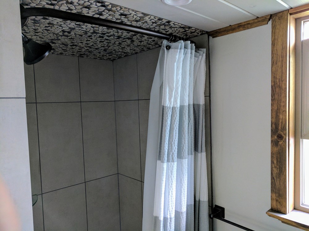 Teton Tiny Home - Image 4 Thumbnail