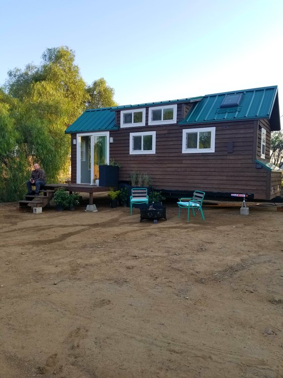 Tiny Home on Wheels - Fully Furnished and Ready to go! - Image 4 Thumbnail