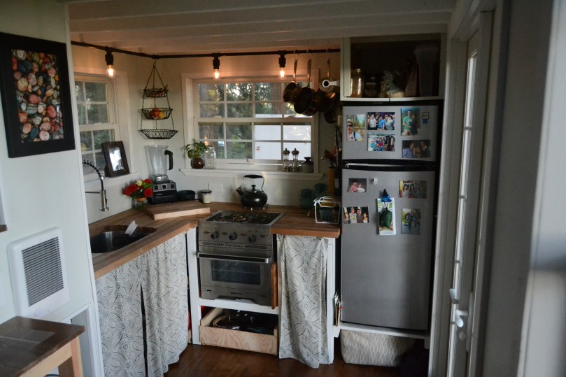 Craftsman Tiny House - Image 2 Thumbnail