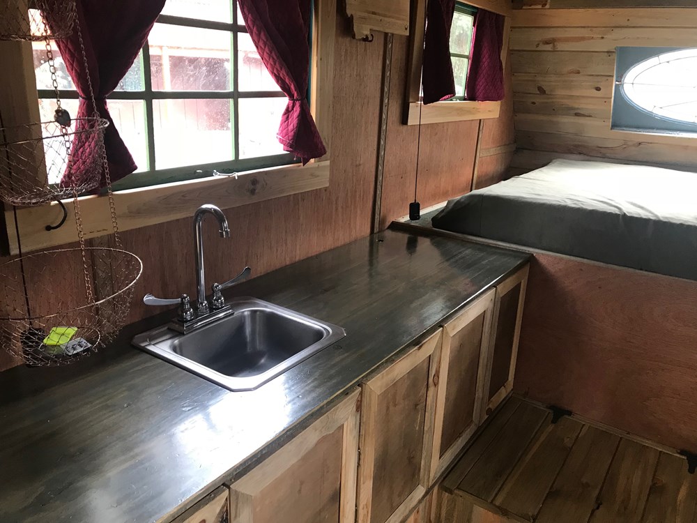 Happy Camper Tiny House - Image 2 Thumbnail
