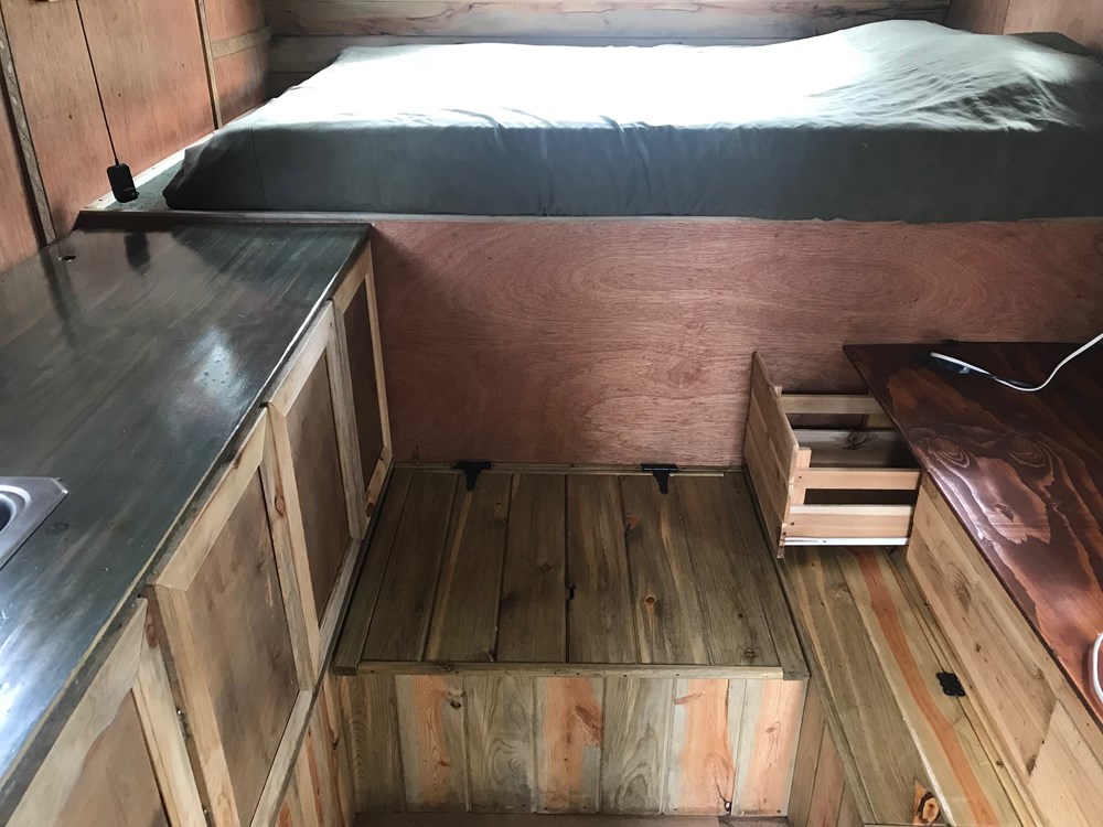 Happy Camper Tiny House - Image 3 Thumbnail