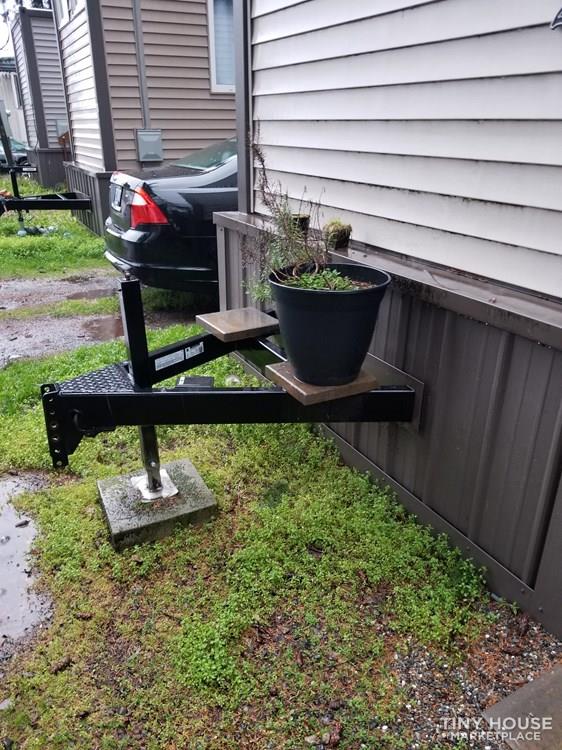 2018 20 foot tiny home on tandem axle trailer - Image 3 Thumbnail
