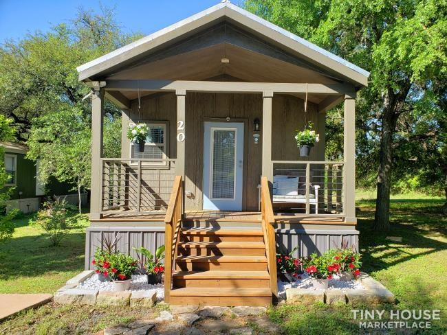 2018 Athens 630 in established Austin Community - Image 2 Thumbnail