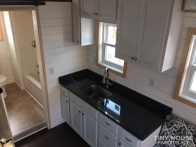 2018 Cedar Tiny Home 26 FT - Image 3 Thumbnail