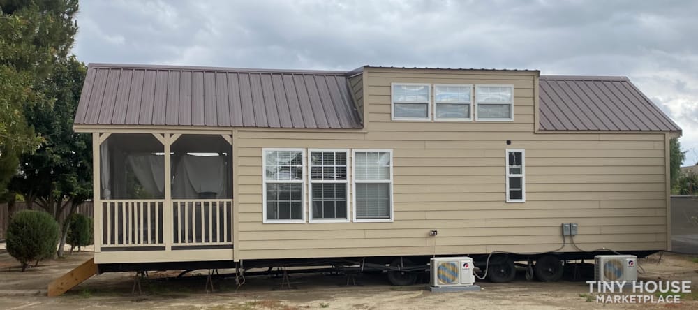 2018 Custom Built 37' Tiny Home Trailer 1 bedroom w/ sleeping loft 