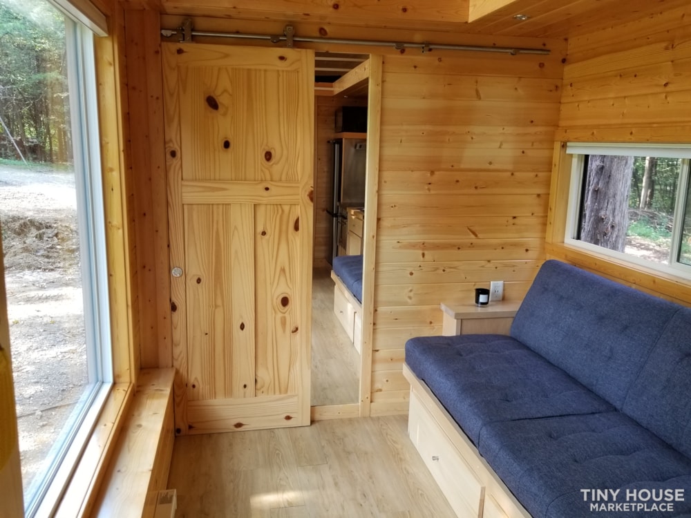 2018 Escape RV "Traveler" model. - Image 4 Thumbnail