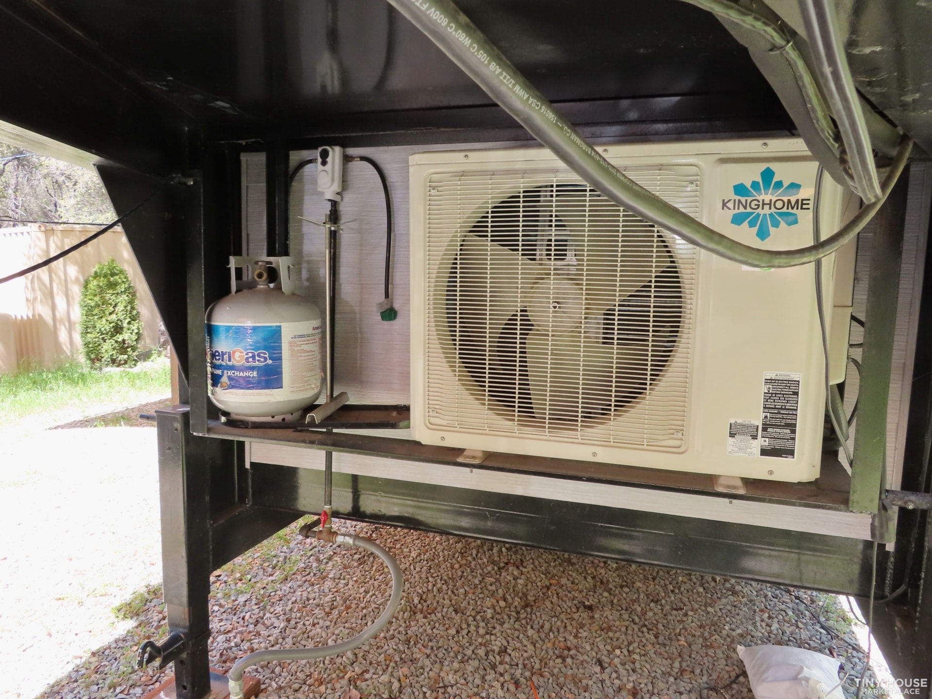 2018 The Lookout Fully Self Contained with Solar Immaculate - Image 3 Thumbnail