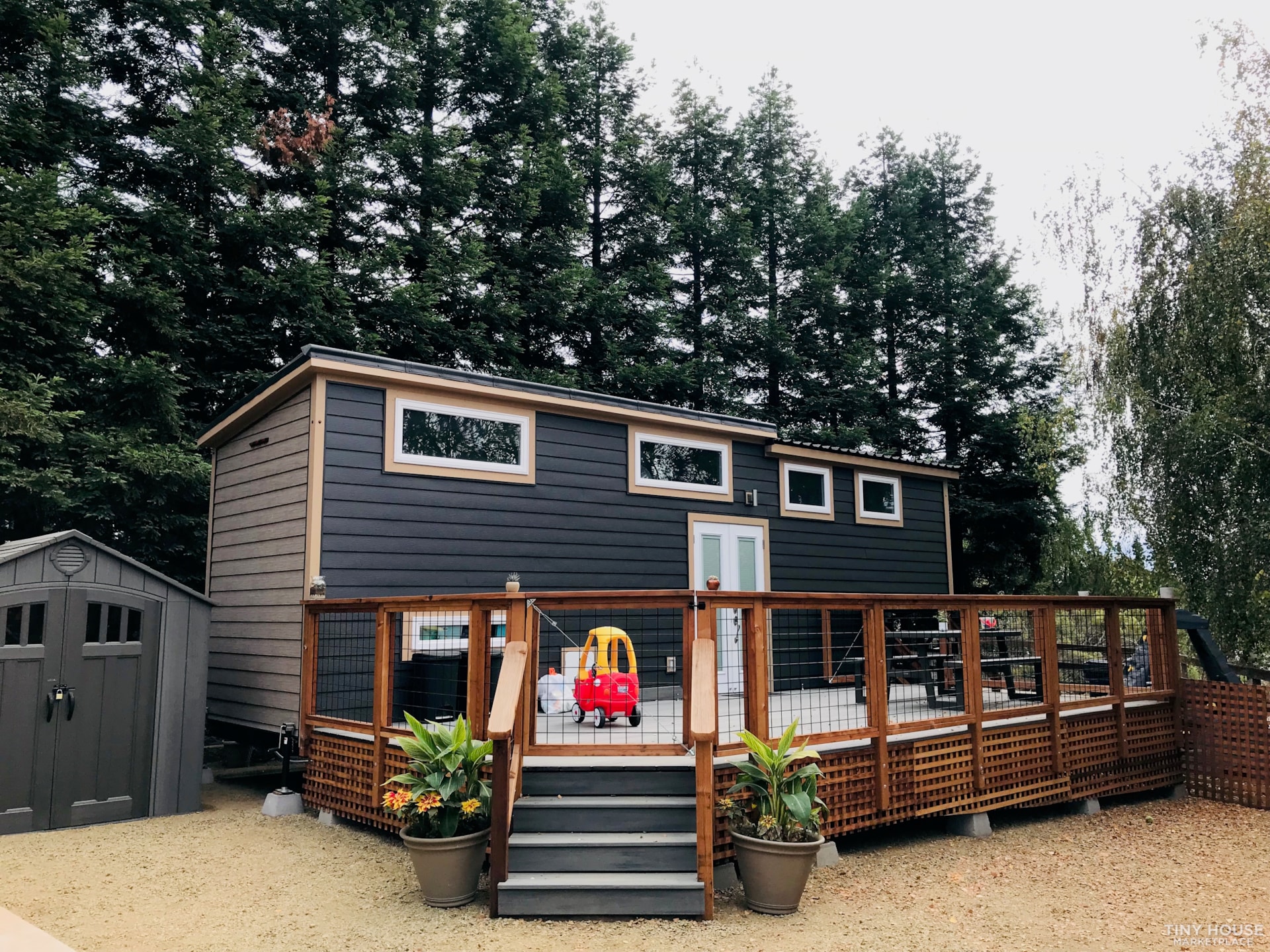 2018 Tiny House Chattanooga Lookout 33' RVIA Certified THOW  - Image 2 Thumbnail
