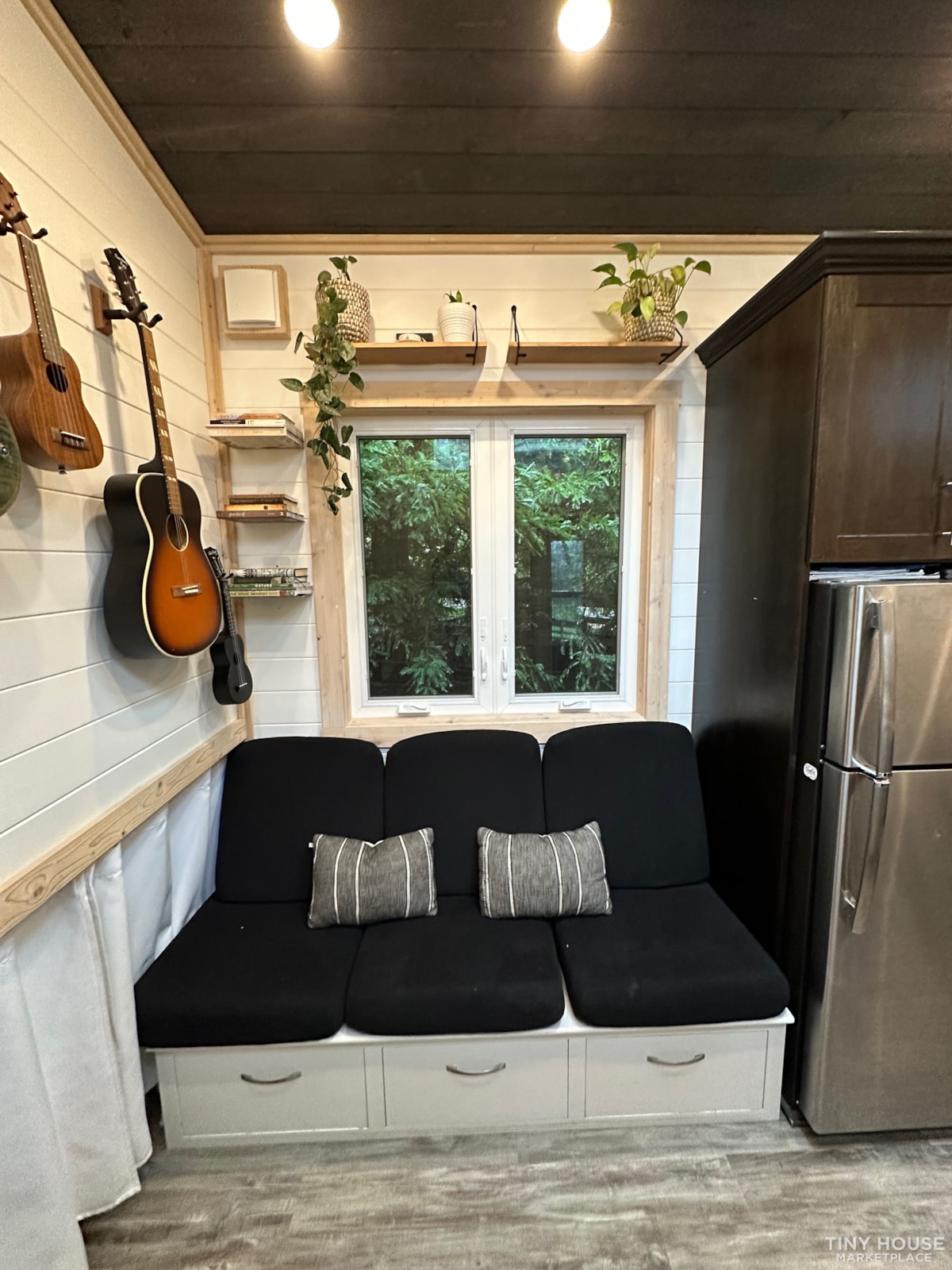 2018 Tiny House Chattanooga Lookout 33' RVIA Certified THOW  - Image 4 Thumbnail