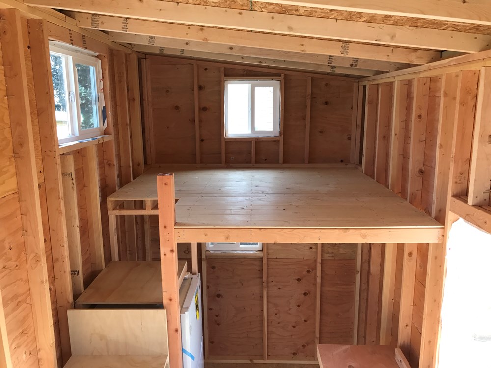 Beautiful, Professionally Built Tiny Home! - Image 4 Thumbnail