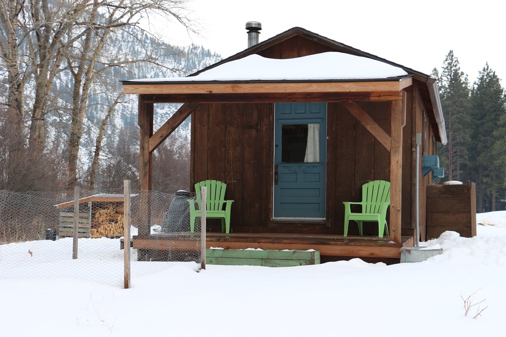 480 sq. ft. cabin with tongue and groove pine