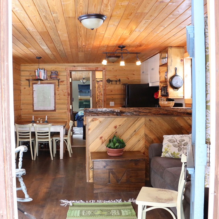 480 sq. ft. cabin with tongue and groove pine - Image 2 Thumbnail
