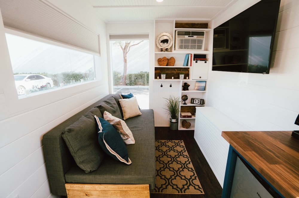 Amazing Cotainer Tiny Home! - Image 4 Thumbnail