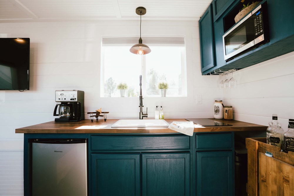 Amazing Cotainer Tiny Home! - Image 3 Thumbnail