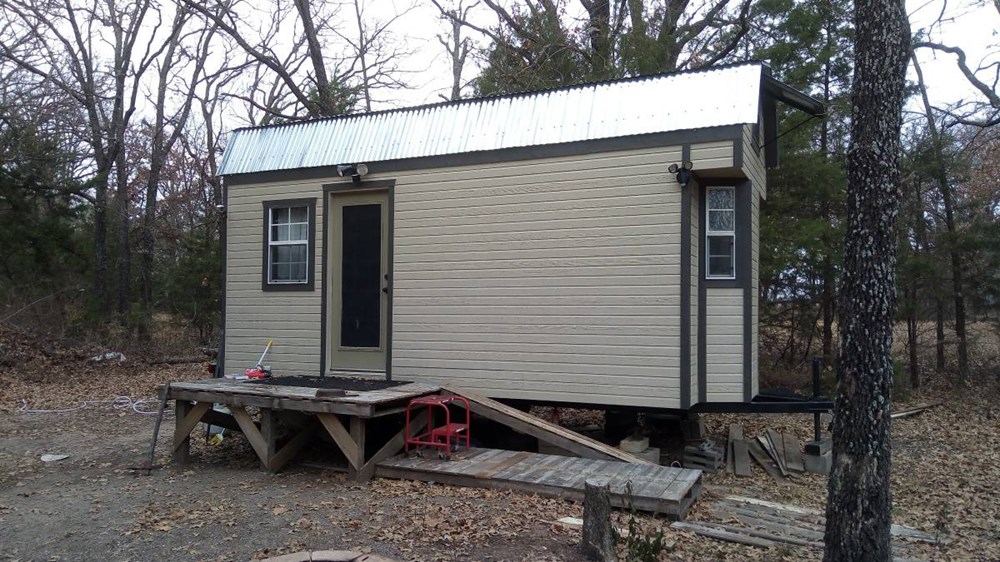 Tiny House with two lofts and lost of storage