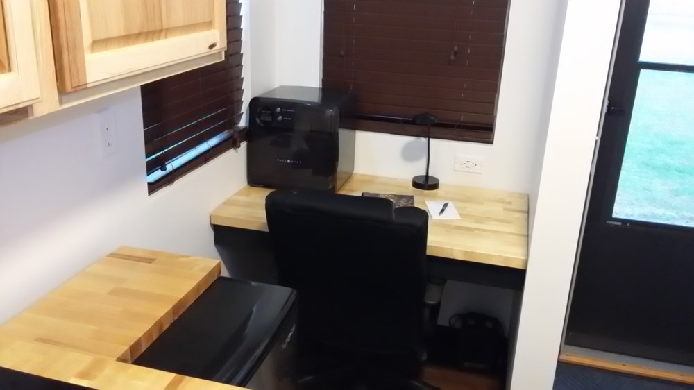 Ashton's dorm - Image 2 Thumbnail