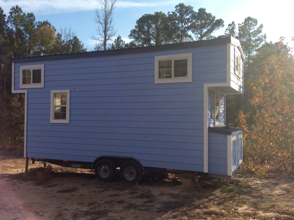 FOR SALE - Custom Tiny Home on Wheels  - Image 4 Thumbnail