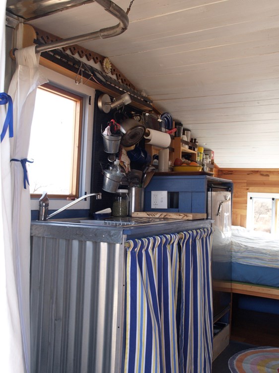 Beach House On Wheels For Sale $14,900 - Image 4 Thumbnail