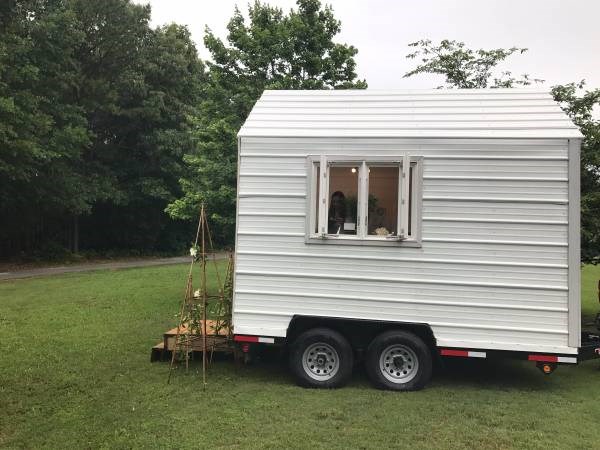 Tiny Studio on Wheels  - Image 3 Thumbnail