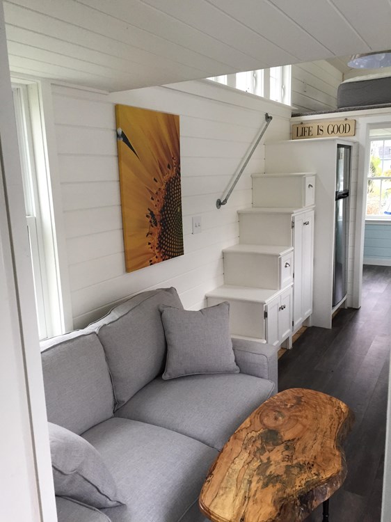SEAGRASS TWO tiny house - Image 3 Thumbnail