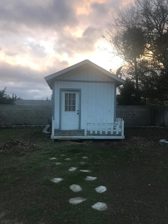 Tiny home/studio - Image 1 Thumbnail