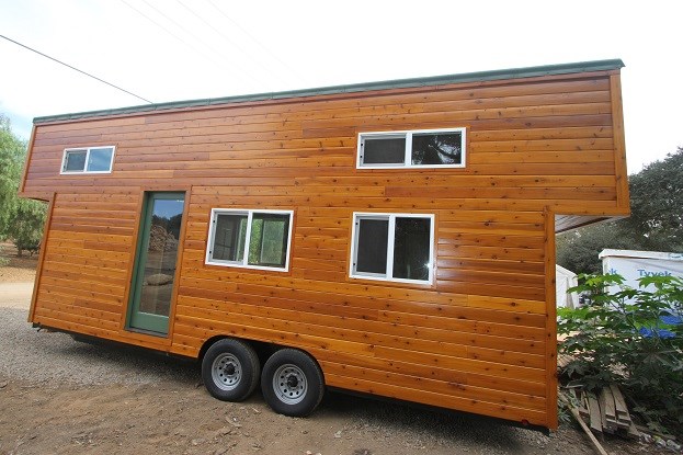 9 x 24 Modern Caravan by Tiny House Cottages professionally built dual lofts washer dryer full kitchen hardwoods composting toilet - Image 2 Thumbnail