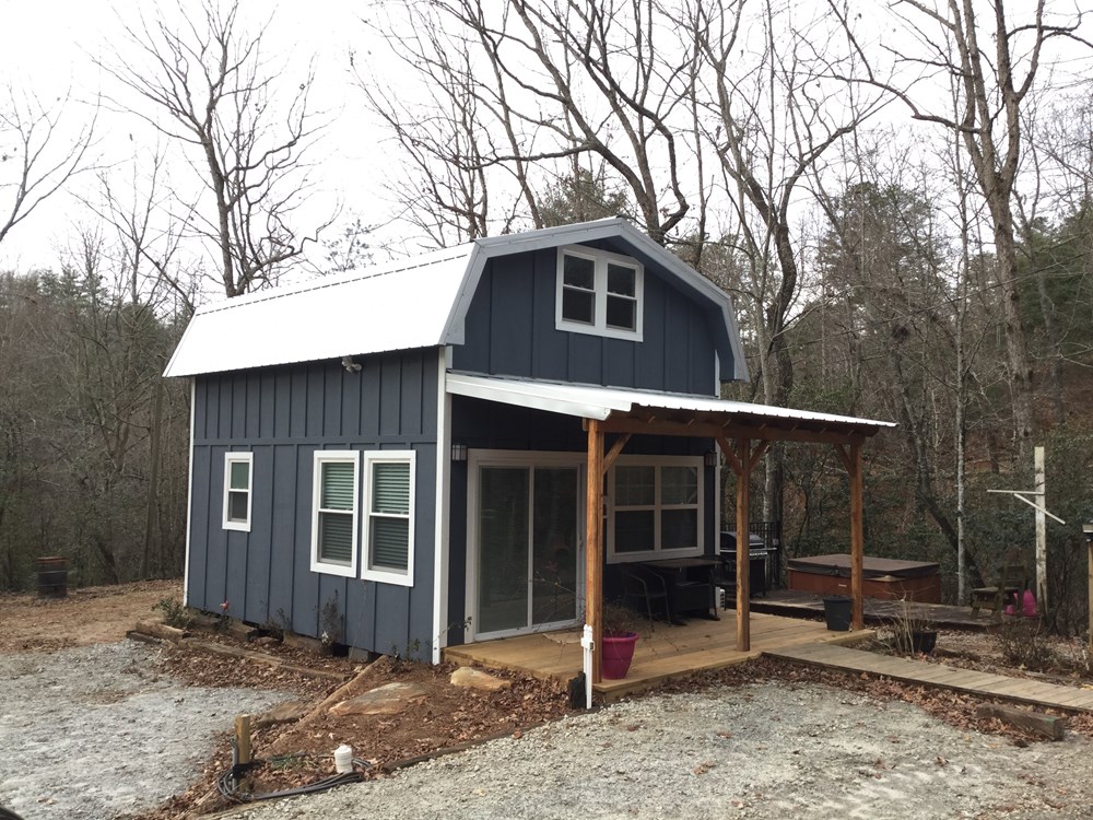 Tiny Farmhouse